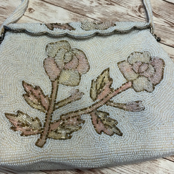 Vintage Off White and Pink Beaded Small Purse Wristlet Clutch - Picture 2 of 11